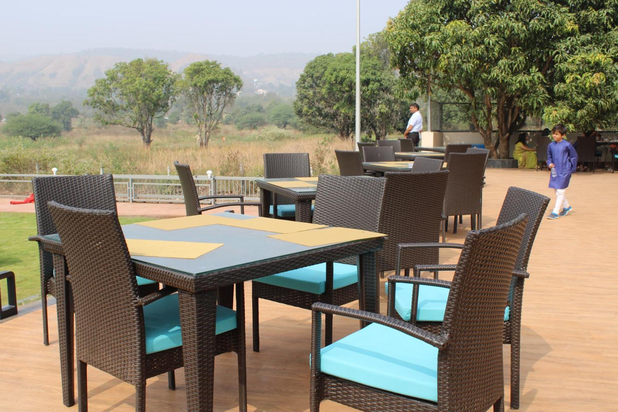 Mango Leaf Lake Resort Malkhed Exterior foto